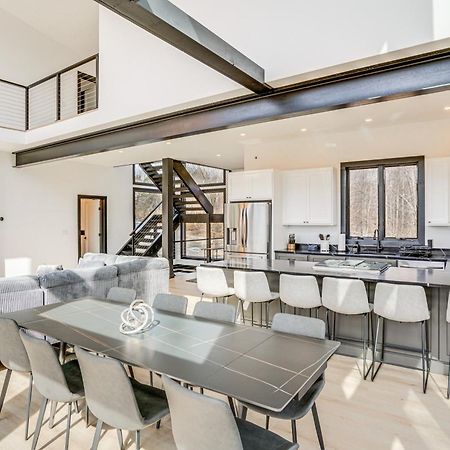Custom Windham Mtn Villa With Pool, Theater And Views! Exterior photo