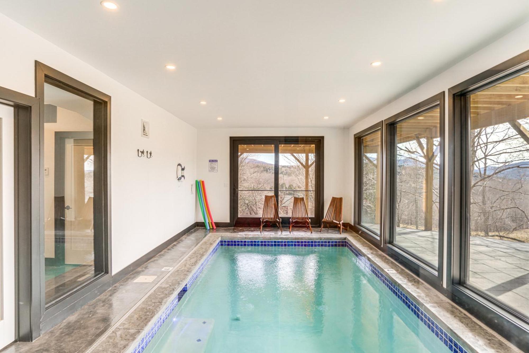 Custom Windham Mtn Villa With Pool, Theater And Views! Exterior photo